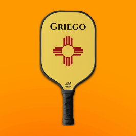Neue mexikanische Flagge mit Zia-Symbol Pickleball Schläger