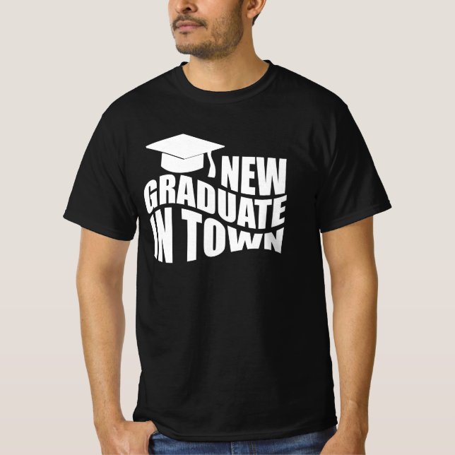 NEUER STADTGRAD. T-Shirt (Vorderseite)