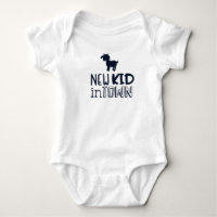 Neues Kind in der Stadt Baby Goat