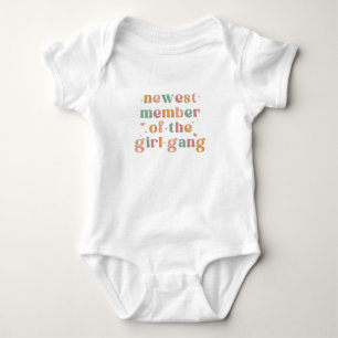 Neuestes Mitglied der Girl Gang Süße Boho-Baby-Gir Baby Strampler