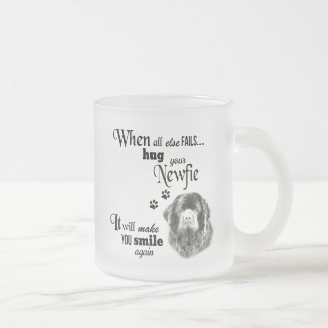 Neufundleander niedliche Hunde züchten Slogan Mattglastasse (Rechts)