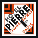 Neugestaltung des Art Deco Paris Poster<br><div class="desc">Unser Remake in höchster Bildqualität eines Art-Déco-Hotellabels von ca. 1930 für ein Hotel in der berühmtesten Pariser Straße. Hinweis: Sie können sogar, wenn Sie an der Wand hängen, das Poster nach rechts kippen, um die Diamantform des Originaletiketts anzuzeigen.</div>