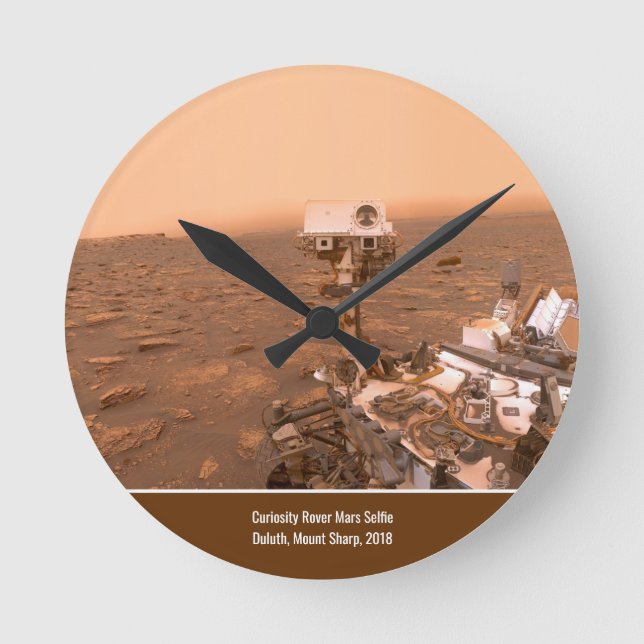 Neugier Rover Mars Dusty Selfie auf dem Monte Shar Runde Wanduhr (Vorderseite)