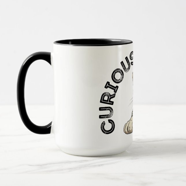 Neugierig nach der Natur, die Katzengestaltung aus Tasse (Links)