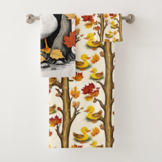 Neugierige Ducklings und Herbstleppmuster Badhandtuch Set