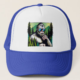 Neugieriger Bigfoot mit Sonnenbrille Verstecken in Truckerkappe