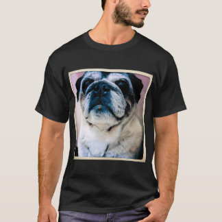 Neugieriger Pug T-Shirt