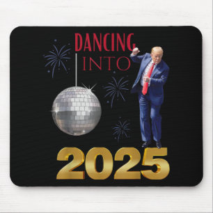 Neujahr: Trump tanzt in 2025 Party Funny Count Mousepad