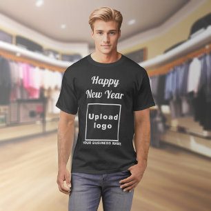 Neujahrsgrüße im Schwarzen T - Shirt