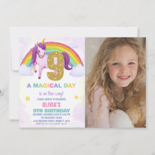 Neunte Rainbow Unicorn Geburtstagseinladungen mit Einladung