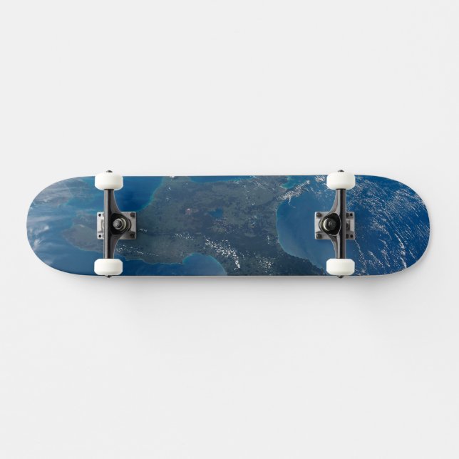 Neuseelands Nordinsel. Skateboard (Horizontal)