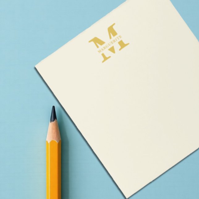 Neutral Beige Gold Monogram Notizblock (Von Creator hochgeladen)