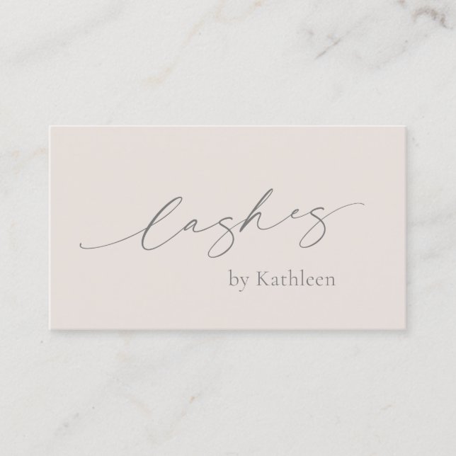 Neutral Beige Tan QR Code Elegante Lashes Moderne Visitenkarte (Vorderseite)