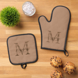 Neutral Taupe and Metallic Gold Monogram Script Ofenhandschuh & Topflappen-Set