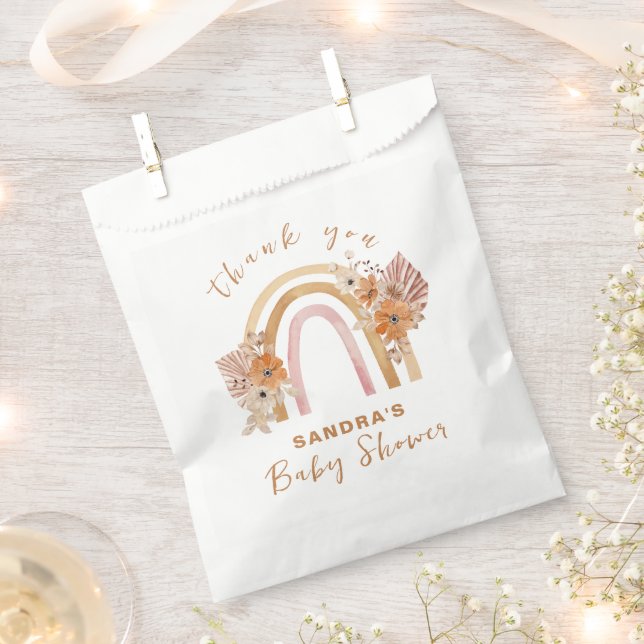 Neutral Terracotta Boho Rainbow Floral Baby Shower Geschenktütchen (Ausgeschnitten)