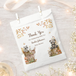 Neutrale Babydusche aus rustikalem Wald Geschenktütchen