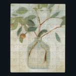 Neutrale Regelung - Elfenbein Puzzle<br><div class="desc">Neutrales Arrangement I von Emma Scarvey. Enthält Blätter und Beeren in einer kleinen Vase.</div>