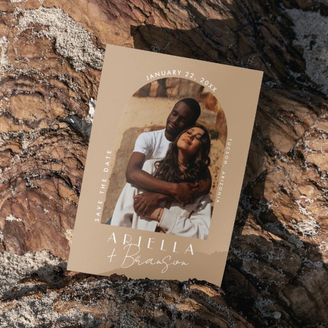 Neutrale und moderne Tan-Foto-Save the Date-Karte Einladung (Von Creator hochgeladen)