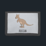 Neutrales Australien Niedlich Kangaroo und Name Ki Trifold Geldbörse<br><div class="desc">Dieses niedliche,  scharfe Kinderblatt verfügt über ein niedliches,  handgezeichnetes Doodle Kangaroo und hat Platz für Sie,  den Namen Ihres Kindes hinzuzufügen. Ideal für alle Liebhaber der australischen Tierwelt!</div>