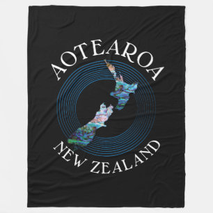NEUZEALAND PAUA KARTENRINGS FLEECEDECKE