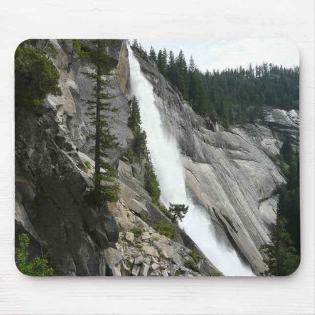 Nevada Falls at Yosemite National Park Mousepad (Vorne)
