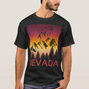Neveda Sonnenuntergang Wolf heult am Mond Bäume un T-Shirt