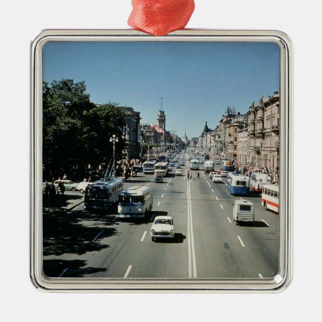 Nevsky Prospekt Ornament Aus Metall (Vorne)
