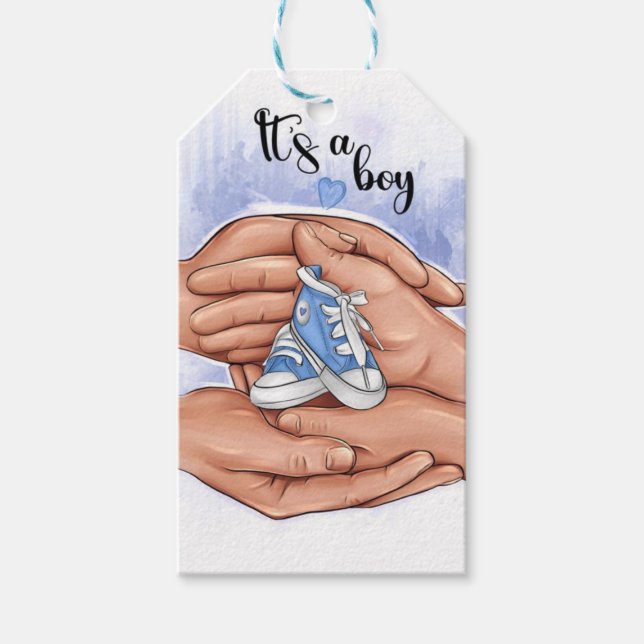 New Baby Announcement – Parents Holding Baby 👣 Geschenkanhänger (Vorderseite)