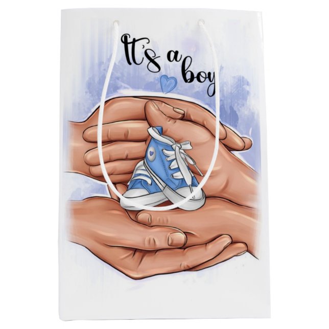 New Baby Announcement – Parents Holding Baby 👣 Mittlere Geschenktüte (Vorderseite)