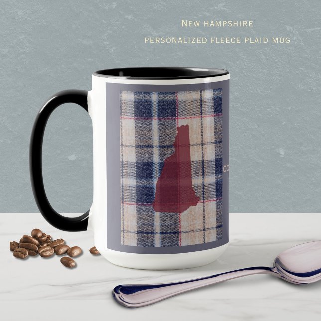 New Hampshire Plaid With State Outline Mug Tasse (Personalize this New Hampshire mug, with a fuzzy plaid background. )