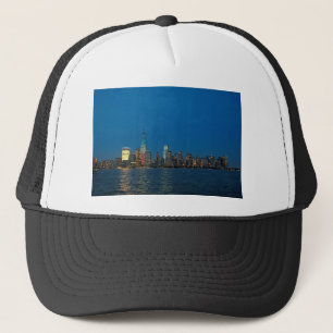 New night lights of New York City USA Truckerkappe