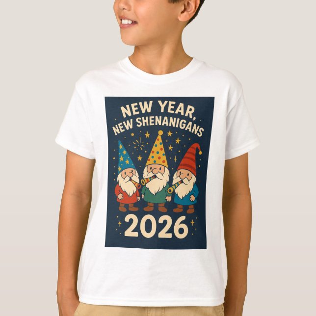 New Year, New Shenanigans 2026 Gnome Party Tee (Vorderseite)