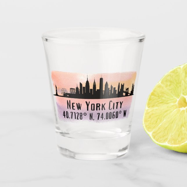 New York City Skyline Latitude und Länge Schnapsglas (Vorderseite)