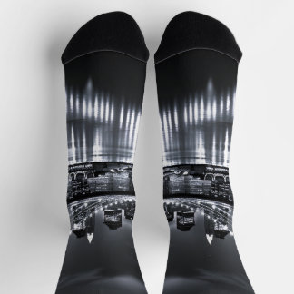 New Yorker Skyline Brooklyn Bridge Monochrom Nacht Socken