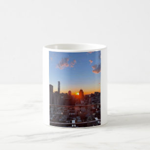 New Yorker Stadtbild Sonnenuntergang Dachterrasse Kaffeetasse