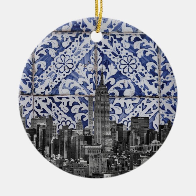 New Yorker Wolkenkratzer treffen auf portugiesisch Keramik Ornament (Vorne)