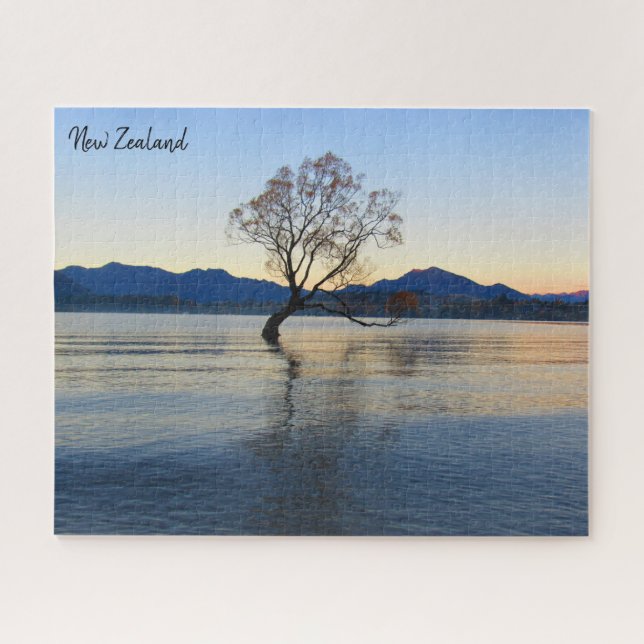 New Zealand Wanaka Tree (Horizontal)