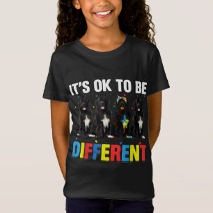Newfie   Es ist okay, anders zu sein   Lustiger Ne T-Shirt