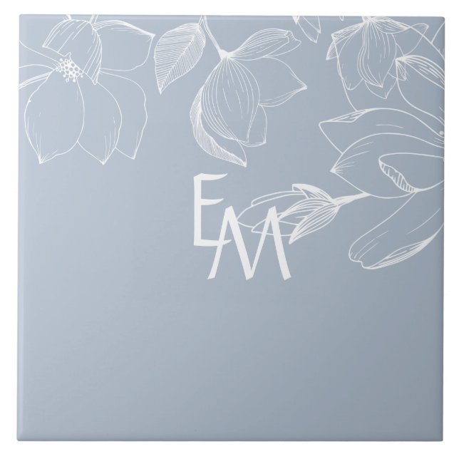 NEWLYWEDS GIFTS Dusty Blue White Magnolia MONOGRAM Fliese (Vorderseite)