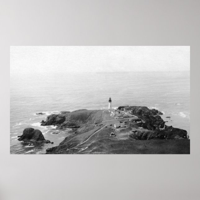 Newport, Oregon Yaquina Leuchtturm vom Golf Poster (Vorne)
