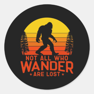 Nicht alle, die wandern, sind verloren runder aufkleber