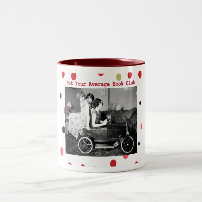 Nicht Ihre durchschnittliche Buchgemeinschaft Zweifarbige Tasse (Mittel)