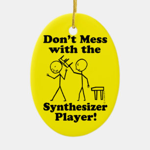 Nicht mit dem Synthesizer-Player verwechseln Keramik Ornament