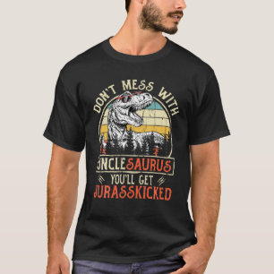 Nicht mit Unclesaurus durcheinander bringen, Juras T-Shirt