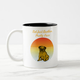 nicht nur ein weiterer hübscher Mops Zweifarbige Tasse