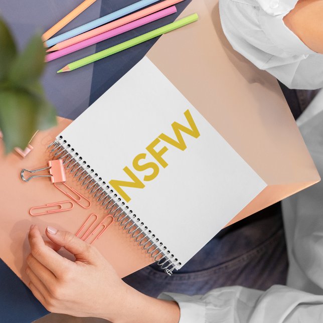 Nicht sicher für die Arbeit (NSFW) Notizblock (Von Creator hochgeladen)