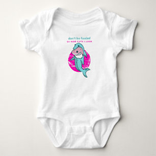 Nicht so unschuldiger Hai, als Dolphin Baby Gesche Strampler