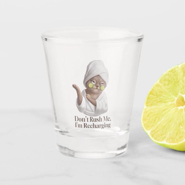 Nicht überstürzen - Miss Meow Die Cut Schnapsglas (Vorderseite)