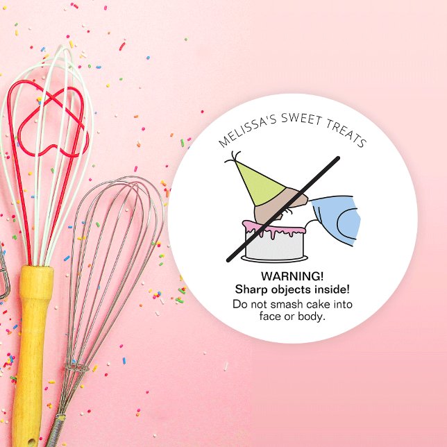 Nicht vor dem Gesicht oder der Körperkuchen schütz Runder Aufkleber (Von Creator hochgeladen)