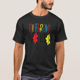 Nicht weniger Autismus Bewusstsein farbenfrohe Puz T-Shirt